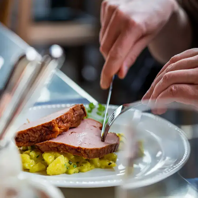 Die besten deutschen Restaurants in Berlin - Top 12 - OpenTable Blog